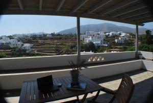 Myrto Bungalows Sifnos Greece