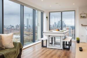 ManchesterCentral, SalfordQuays, Skyline, Gym