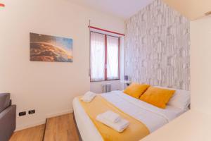 Central Milan Duomo - New Bright Apartment