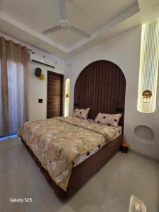 Eknav Villa