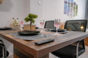 Grand Luxury Flat by Nat Stadium & NDK Free Parking