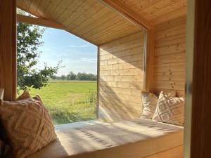 101 Tiny House Elbhütte mit Wiesenblick