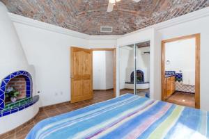 Spacious and Secluded Home Villa Hermosa II