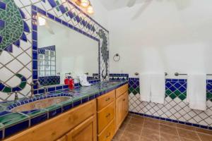 Spacious and Secluded Home Villa Hermosa II