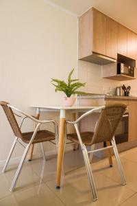 Modern Studio Prime Location near Santa Lucia