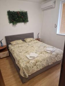 Апартамент широк център варна15 минути до центъра