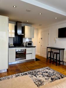 Stylish Camden Pad Near Hampstead Heath & Tube