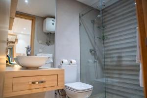 Chic Blue Studio Homes 365