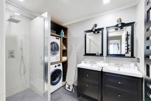 Champs-Elysées - Arc de Triomphe - Wagram - 5P-1BR