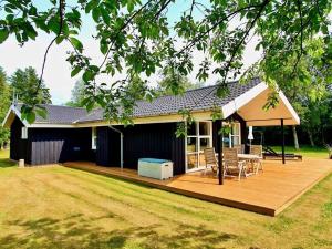 Renovated Cottage in Bratten - By Traum