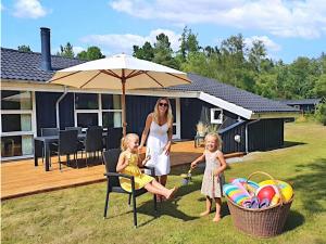 Renovated Cottage in Bratten - By Traum