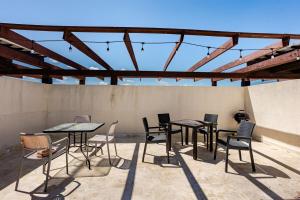 Spectacular apartment with beach access