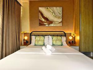 One Tagaytay Hotel - Luxe 2-Bedroom Suite With Rooftop Pool, Gym & Free Parking
