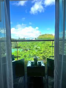 One Tagaytay Hotel - Luxe 2-Bedroom Suite With Rooftop Pool, Gym & Free Parking