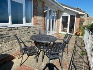 Bella Vista,Sea Views,Dog Friendly,Parking,Sleep 4