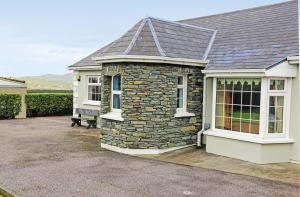 3 Bed in Portmagee oc-ii03197