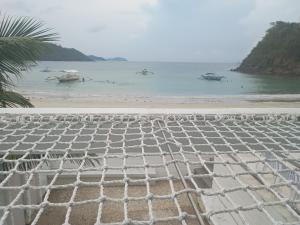 Ezrah coastal boutique hotel el nido