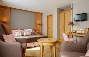 Hotels Hotel Le Rapp : photos des chambres