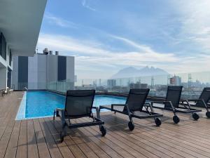 Terrace with stunning views Pool & Gym