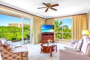 Honua Kai 4 FREE CARS KBM Resorts Extra Large Corner Suite 4 Units 9 Bedrooms HK ML-3876