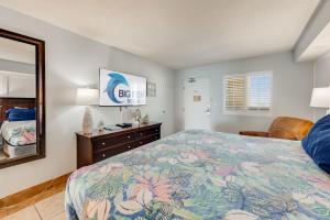 Amazing Honeymoon Direct Oceanfront Suite w Pools