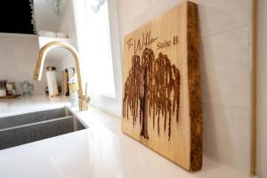 The Willow on Victoria Park - 1 Bed 1 Bath