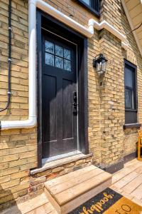 The Willow on Victoria Park - 1 Bed 1 Bath