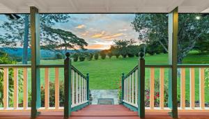 Valley View Retreat Private 36 Acre Hinterland Escape