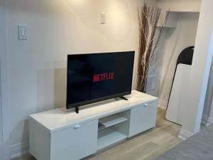 FIFA Stay Ready Cozy Modern 3 bed 2 bath Mississauga