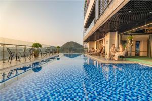 Cat Ba Paradise Hotel - Sky Bar & Massage