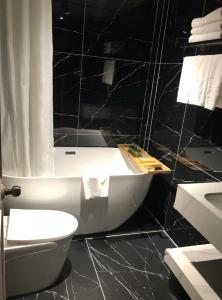 Bin Hotel Saigon