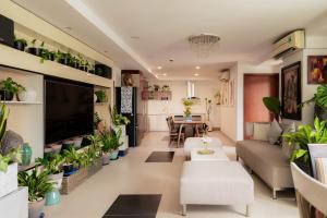 123 Apartment - International Plaza - Central Location & Tour Hub