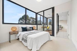 North Sydney Sunny Side