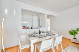 Honeymoon with Stunning View - Happy Rentals