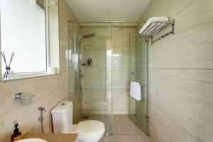 SkyVilla - 3BR Duplex w Private Pool near Candolim by HIREAVILLA