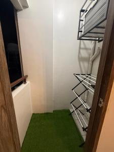Plumera Condo with Elavator Near Airport, Malls & Schools