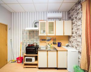 DOWNTOWN - BEST Price Small Apartment