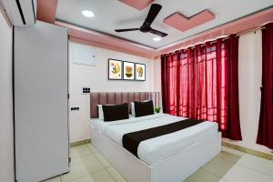 Hotel O Shri Govind