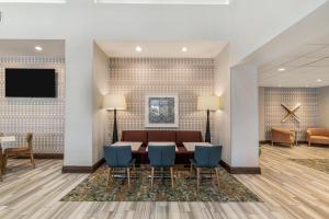 Hampton Inn & Suites DallasPlano-East
