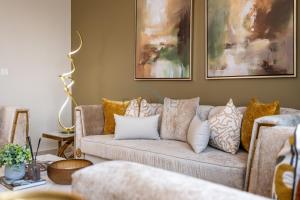 Balcony with Partial Creek Views and Glimpse of the Burj Khalifa, Just Minutes Drive from Dubai Frame, Fawad Azizi Residence, Al Jaddaf by Deluxe Holiday Homes