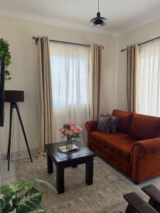 Waridi is a modern, cosy penthouse in Mtwapa town