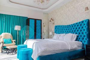 Grandeur 3br in Wave Tower Al Reem