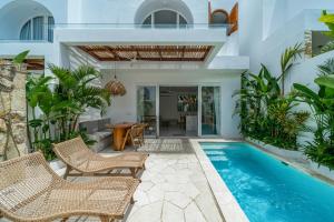 Villa Blanca Bingin, New Private 1BR Villa in Bingin - Bali Escape