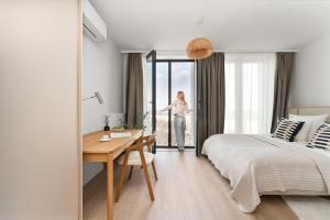 Chronos Prestige Suite & Parking by Downtown Apartments