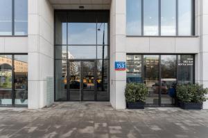 Chronos Prestige Suite & Parking by Downtown Apartments