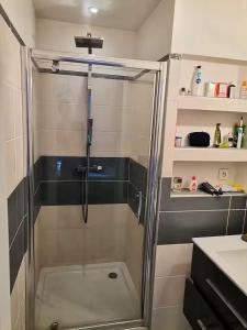 Spacieux 6 pers, proche gare et centre ancien, clim, wifi