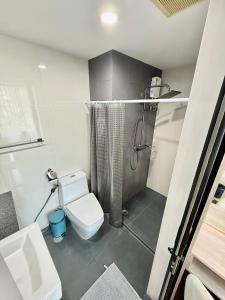 "Open-Studio Room" 6th Avenue Surin Condominium