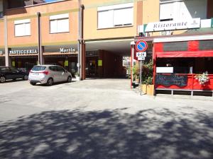 Bright flat with balcony-Beahost