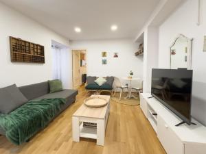 Cava Baja Signature Apartment