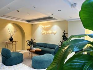 Cactusland Hotel Tan Binh Near T3 Station